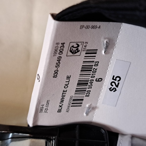 NWT Womens Worthington Dress Shorts (Modern Fit) Black and White  Size 6 - Picture 3 of 7